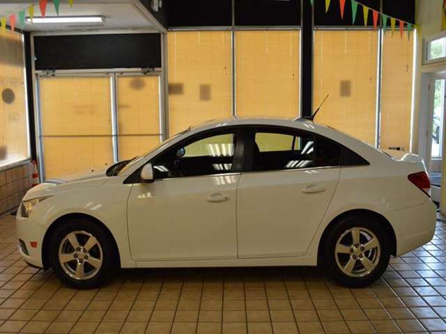 2013 Chevrolet Cruze 1LT Auto 4dr Sedan W/1sd